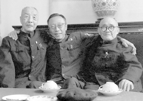 Xiong_Bingkun,_Puyi_and_Lu_Zhonglin
