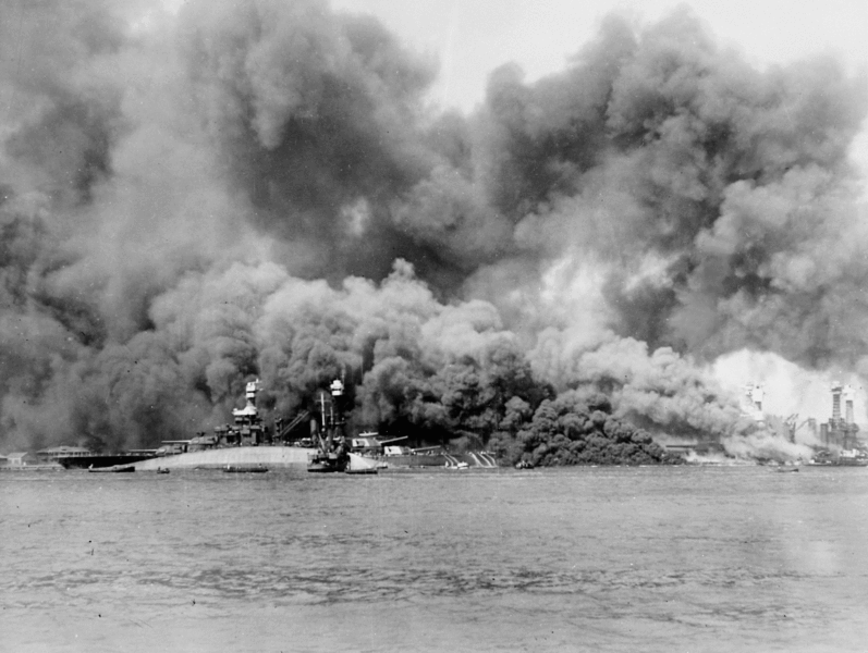 797px-USS_Oklahoma_on_fire