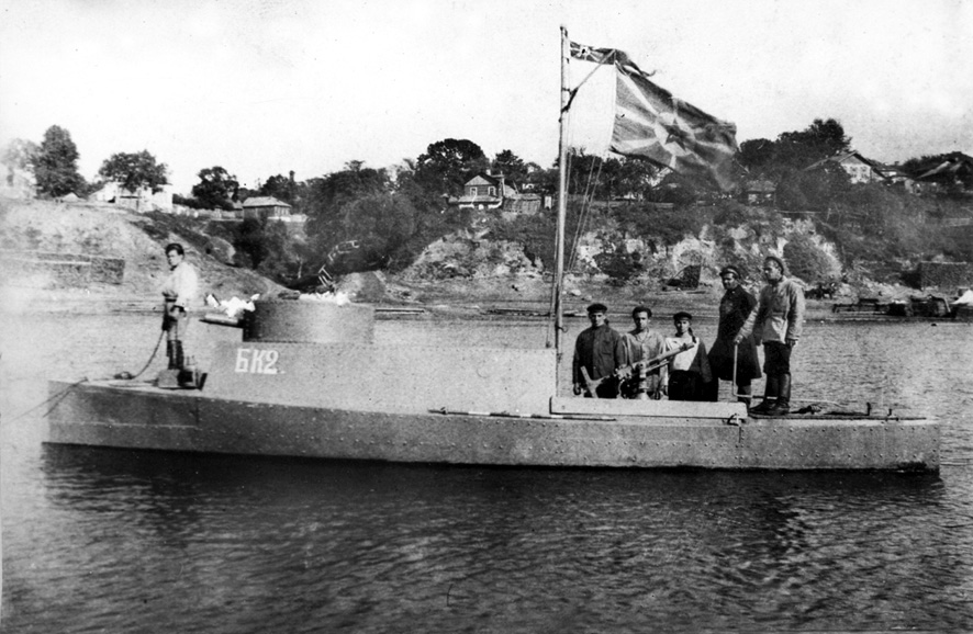Cañonero Nº2 de la Flotilla del Dniéper durante la Guerra Civil Rusa.